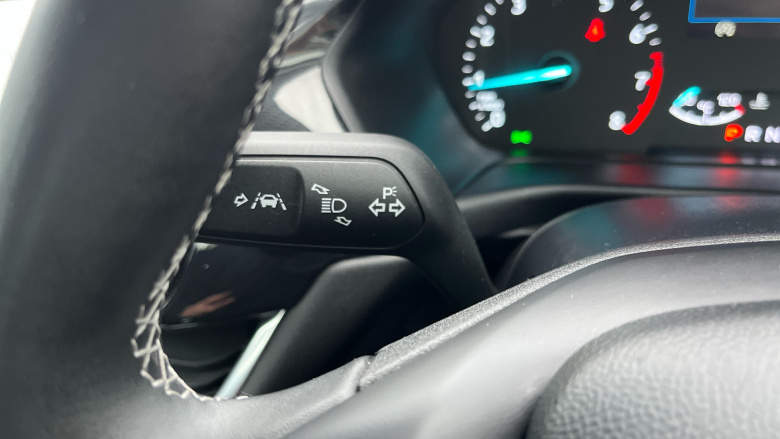 Ford Puma 1.0 EcoBoost Hybrid mHEV Titanium 5dr DCT Petrol Hatchback